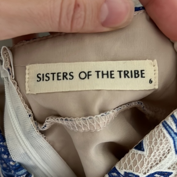 Lace and tassel romper - Picture 5 of 5